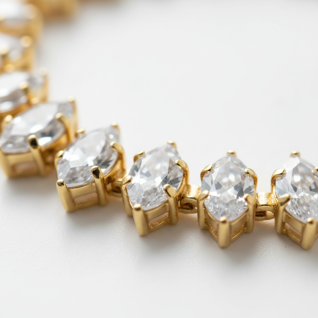 Ténis 18K Gold Finish Diamond-Cut Zircon Tennis Bracelet